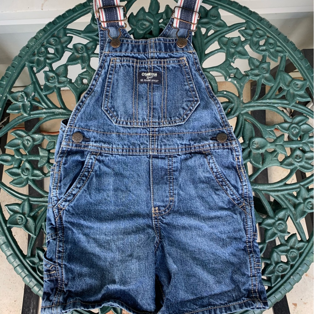 Oshkosh B’gosh 3T kids denim overalls (boy/girl)